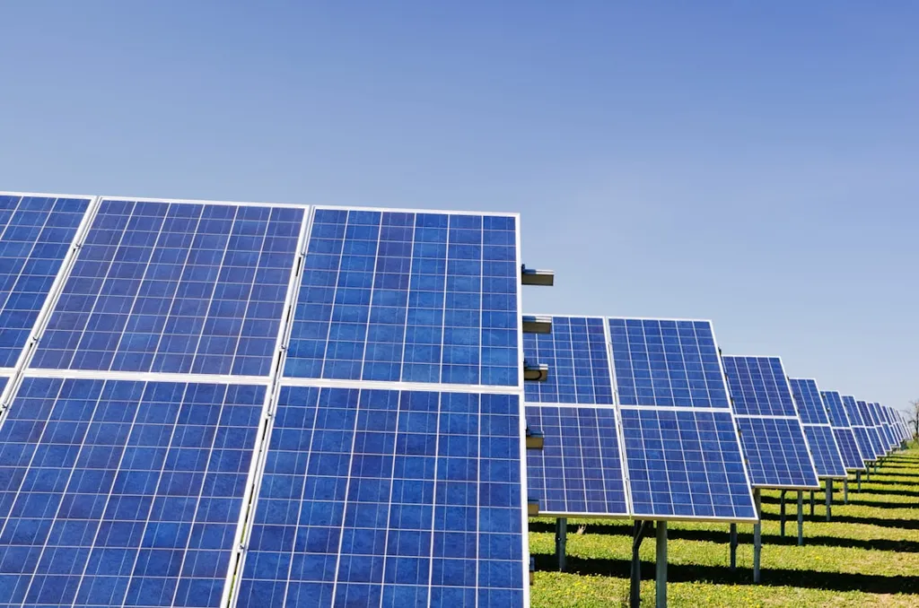 Solar inverter and system components